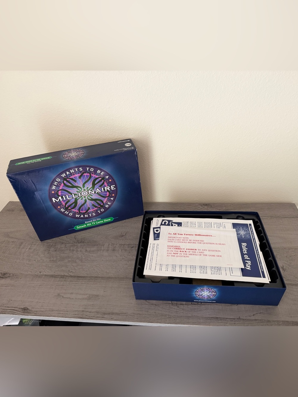 New Who Wants To Be A Millionaire Board Game 2000 - Picture 2 of 12